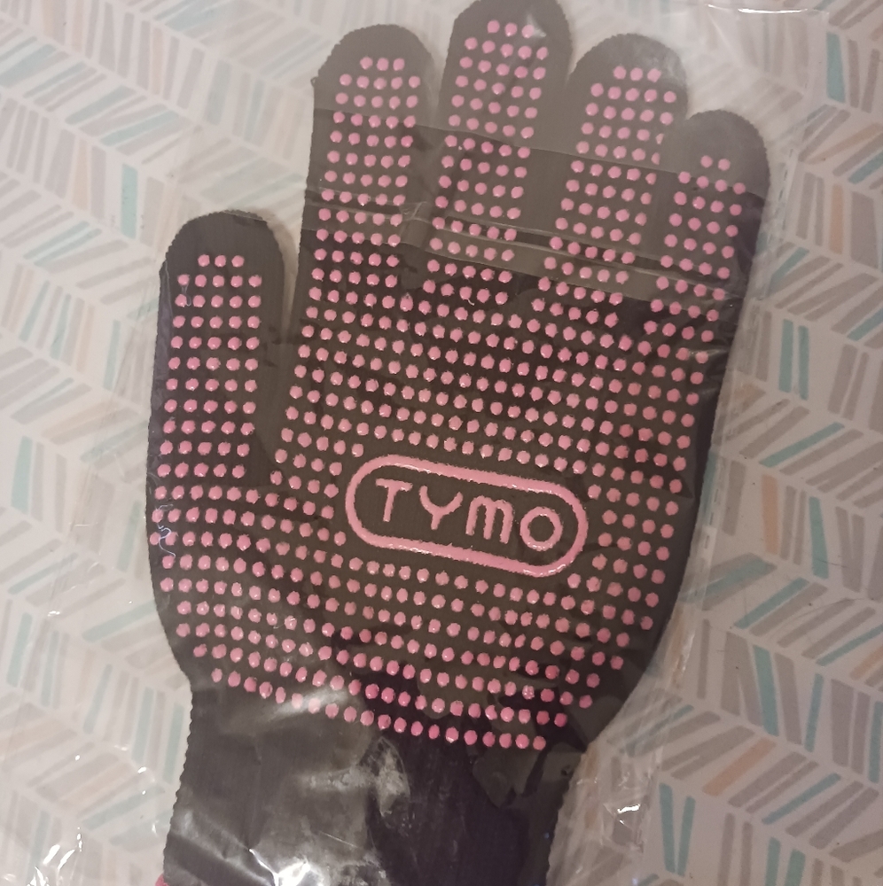 **3 FOR $10** Tymo Heat Glove